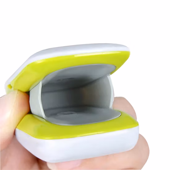 Sonosat-F02t Economy Accurate Results OLED Compact Design Fingertip Pulse Oximeter with Dry Batteries